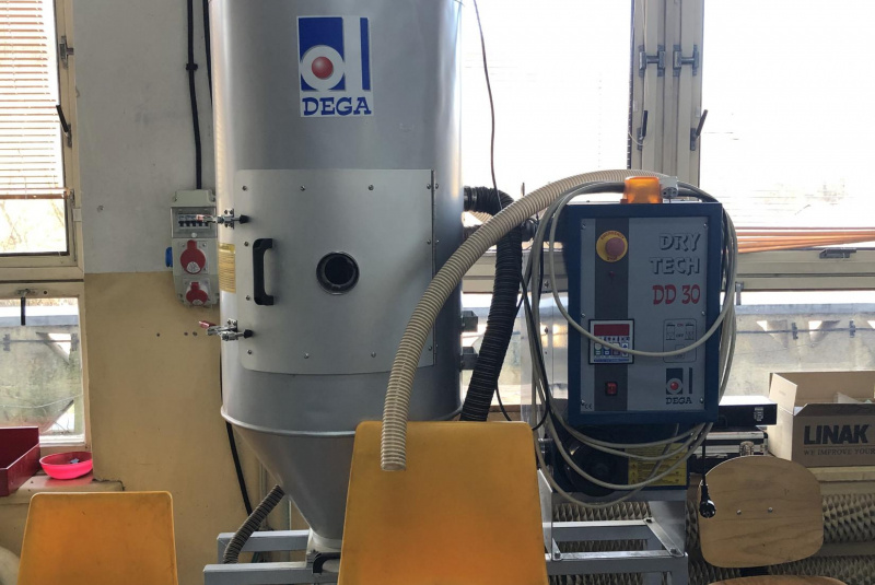 Novinky / Posledný prírastok do strojového parku - foto Novinky / Posledný prírastok do strojového parku - foto